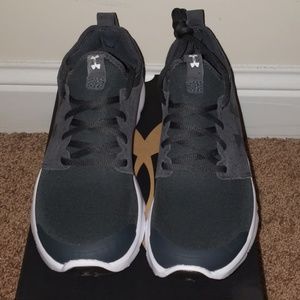 Under armour women shoes size 9